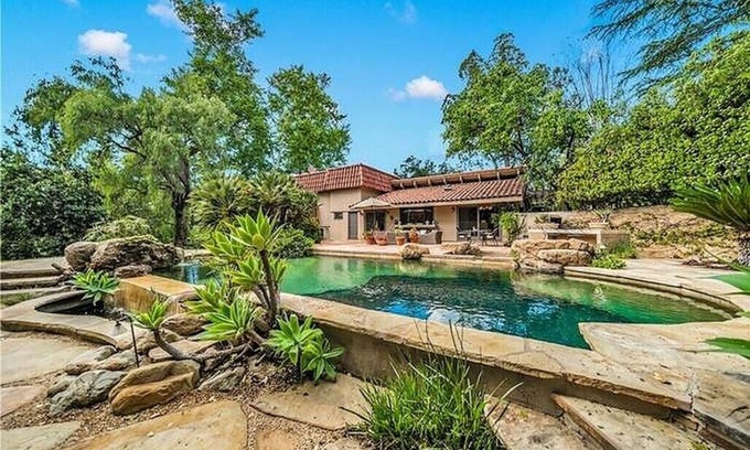 Calabasas House | Most Relaxing Experience in Calabasas