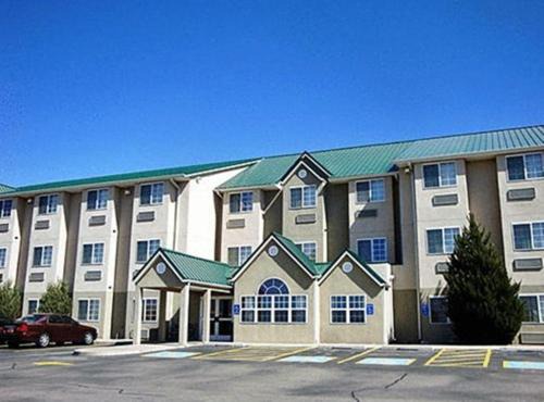 Bernalillo Hotel | Motel 6-Bernalillo, NM