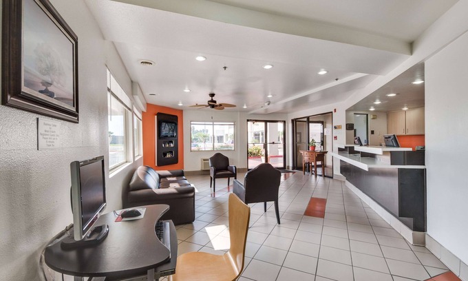 Brownsville Hotel | Motel 6 Brownsville, TX North