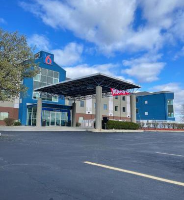 Caseyville Hotel | Motel 6-Caseyville, IL - Caseyville Il