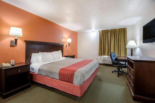 Marion Hotel | Motel 6-Marion, IL