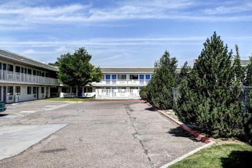 Wells Hotel | Motel 6 Wells