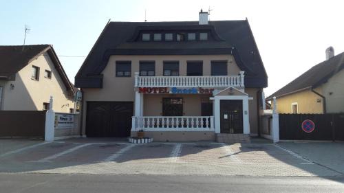 Ivanka pri Dunaji Hotel | Motel Kotva