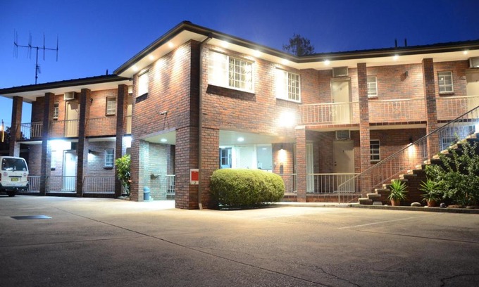 Queanbeyan Hotel | Motel Margeurita