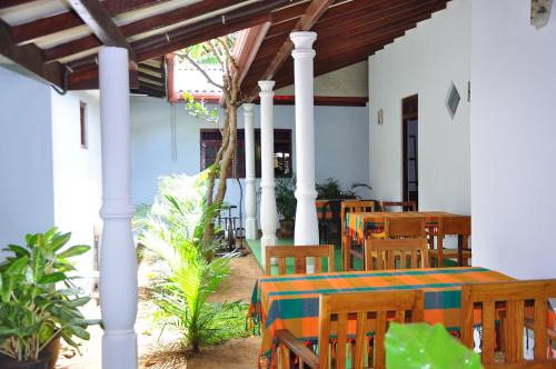 Anuradhapura House | Mother House