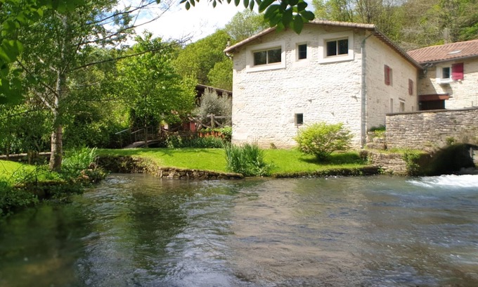 Azay-le-Brule House | Moulin de la Cordelière, relaxation, nature and charm
