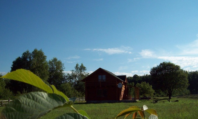 Porumbacu de Sus Cabin | Mountain log chalet/cabin at the foot of Fagaras Range in Carpathian Mountains