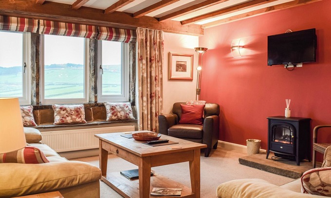 Holmfirth Cottage | Mount View - UK48425