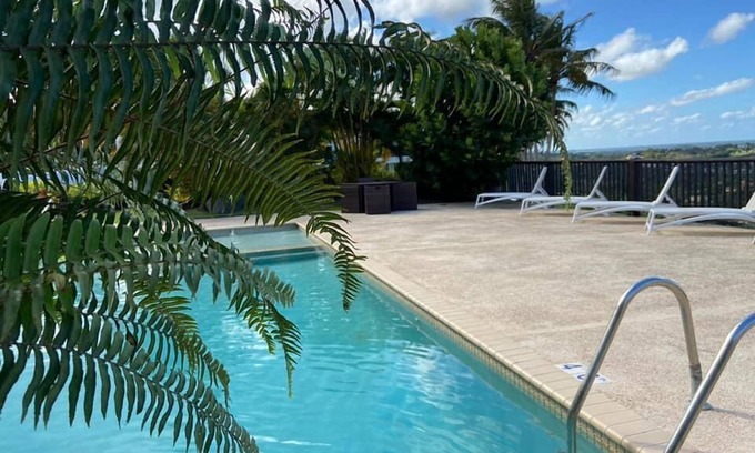 Mameyes I Hotel | Mountain and Ocean View Lodge