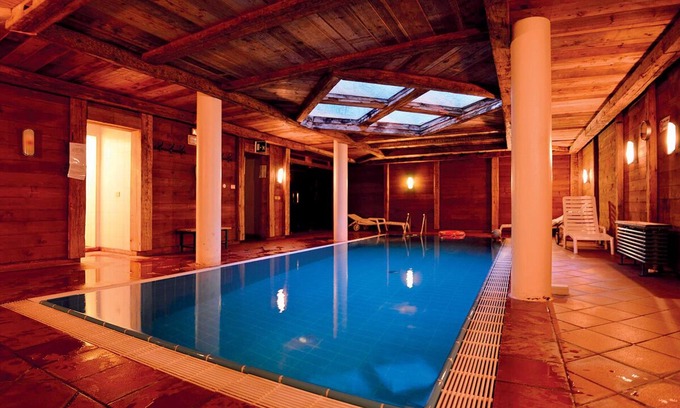 La Villa Apartment | Mountain apartment with the amenities of a hotel and views of the Dolomites
