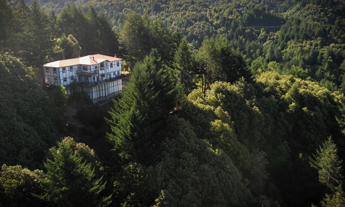 Shelter Cove House | Mountain Azure Shelter Cove