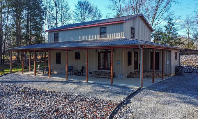 Kuttawa House | Mountain Cabin just off Lake Barkley in Kuttawa, KY