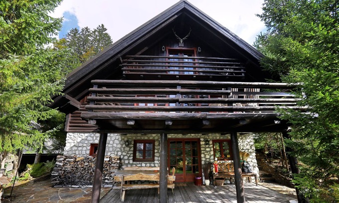 Kranjska Gora House | ★ Mountain Dreams★Stunning view over Lake Jasna☆Family Friendly Terrace Bikes