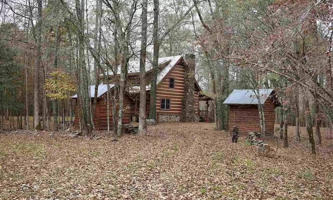 Hatfield Cabin | Mountain Fork River Cabin on 34 Acres 1 hr to Broken Bow and near UTV/ATV trails