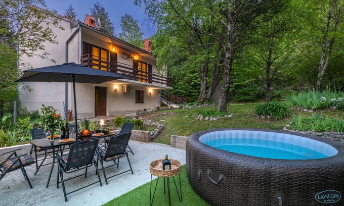 Vela Ucka House | Mountain house Emerald dream