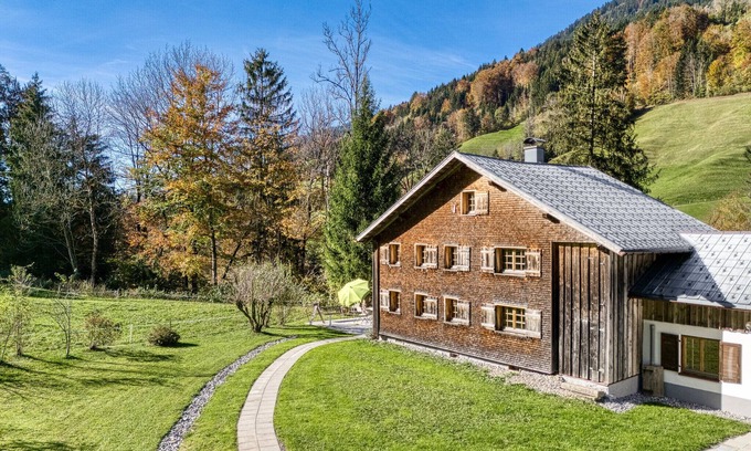 Raggal Ski Chalet | Mountain house "Lutzklang" in Raggal