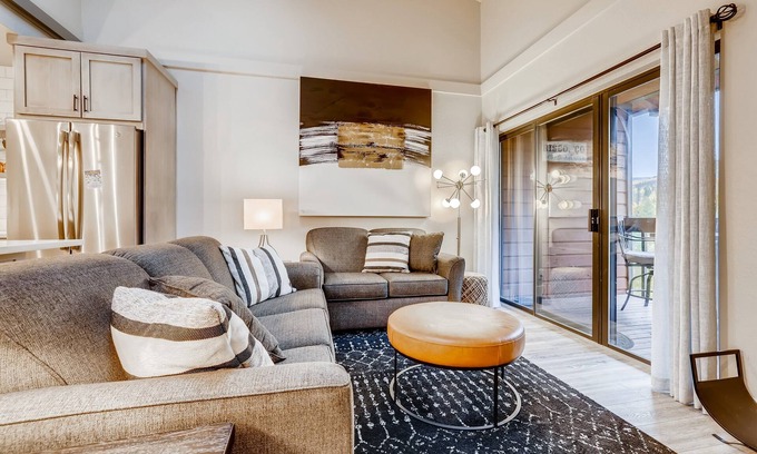 Frisco Condo | Mountain Modern Oasis