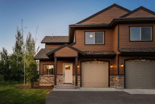 Victor House | Mountain Town Home in Victor, Id