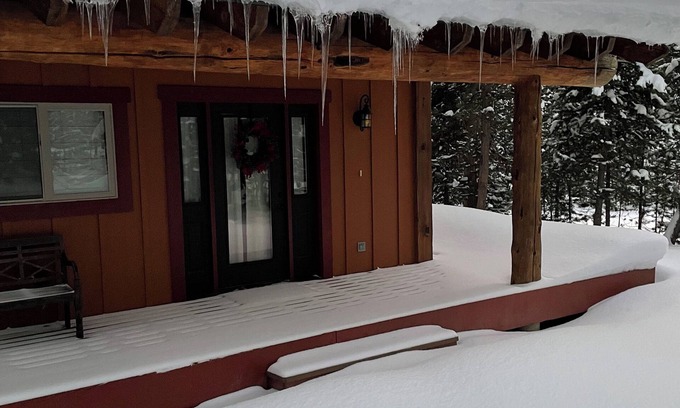 Crescent House | Mountain Escape