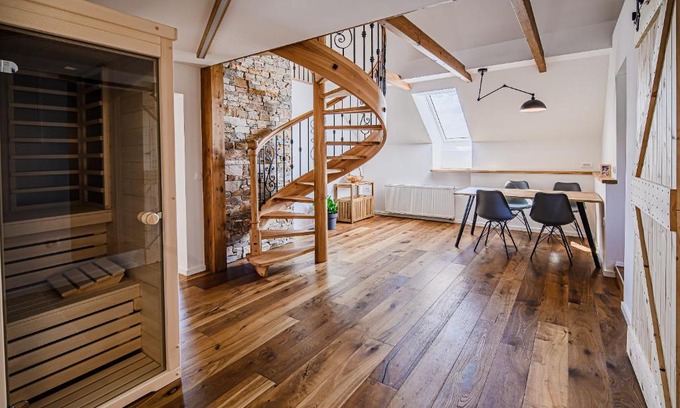 Praprotna Polica Apartment | Mountain View Apartment with Sauna