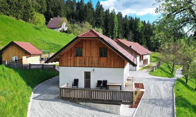 Slovenj Gradec Villa | Mountain View Villa with Sauna and Hot-Tub - Three Bedroom Villa with Sauna and Hot-Tub