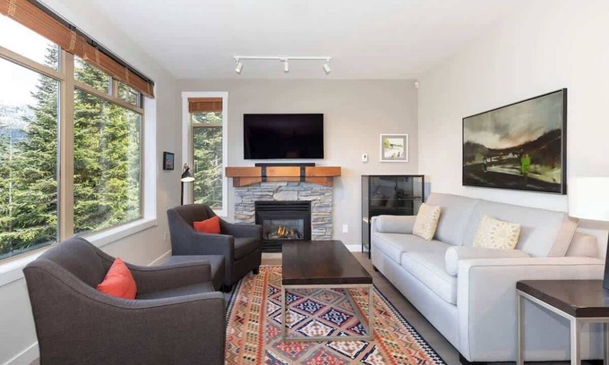 Nordic Estates House | Mountain Views, Tranquil Location, Shared Hot Tub