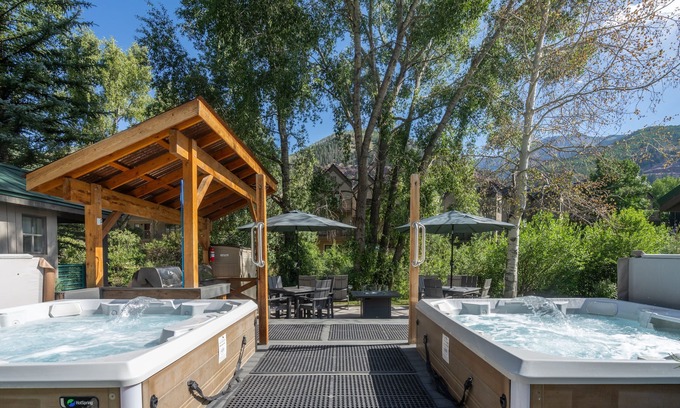 Telluride Apartment | Mountainside Inn 107 1 Bedroom Hotel Room by Alpine Lodging Telluride
