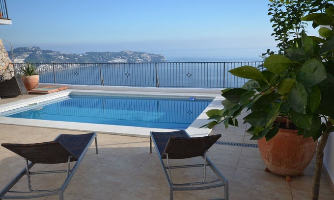 La Herradura Villa | Mountainside villa and view overlooking the sea, a paradise on earth