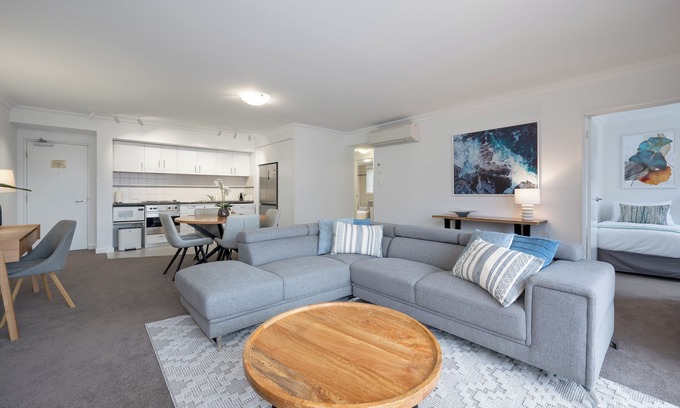 Perth Central Business District Apartment | Mounts Bay Stay Two Bedroom Apt. Near Kings Park - Free Parking - Wi-Fi