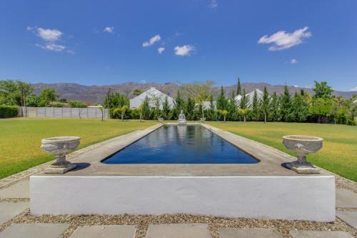 Porterville House | Mountville House