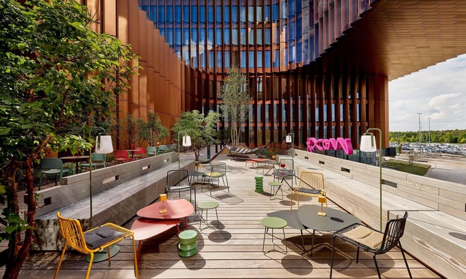Findel Hotel | Moxy Luxembourg Airport