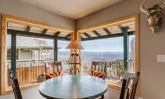 Jerome House | Mrs. Garcia's Bungalow W/Captivating Views
