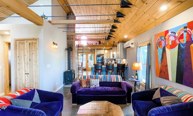 Jerome Apartment | Mrs Garcia's Getaway w/Gorgeous Red Rock Views!