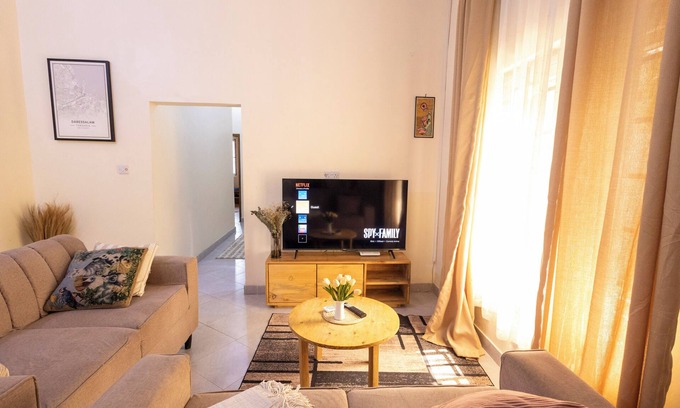 Msasani House | Msasani Nyumbani Apartments - 2 bedroom premium w/AC, Washer, 60" TV + Netflix