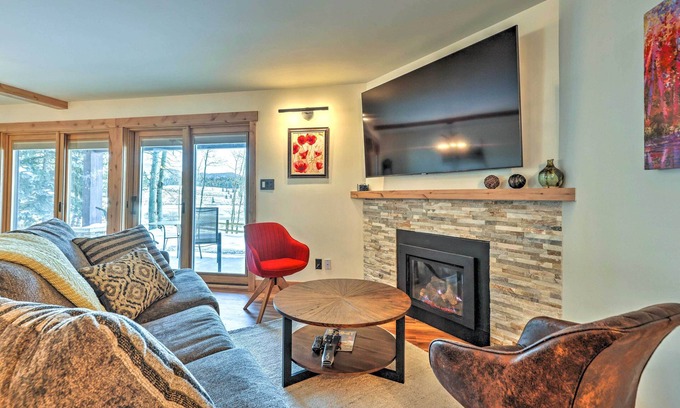 Dillon Condo | Mtn/Lake Views & 3 Mi to Skiing: Dillon Condo