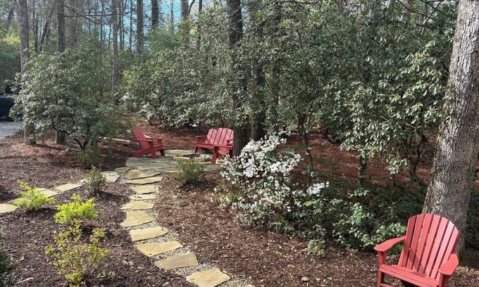 Mountain Rest Cabin | Mtn. Rest Cottage Laurel Suite