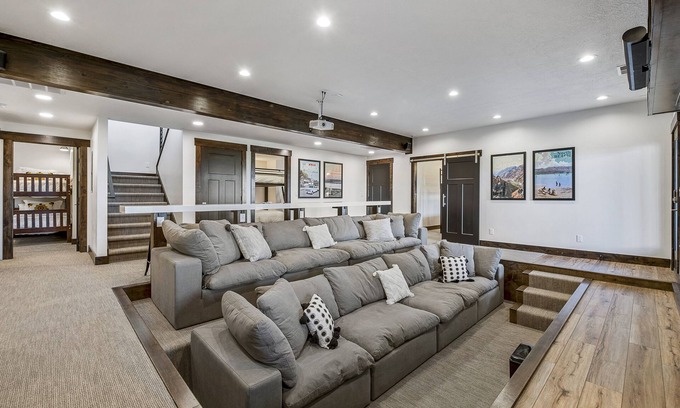 St. Charles Cabin | Mtn Shadow Lodge South with Indoor Sports Court (Sleeps 36) by Bear Lake Luxury