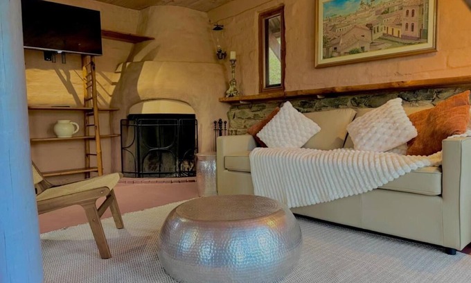 Macclesfield Cottage | Mudbrick Retreat in Adelaide Hills - Maccy's Cottages!
