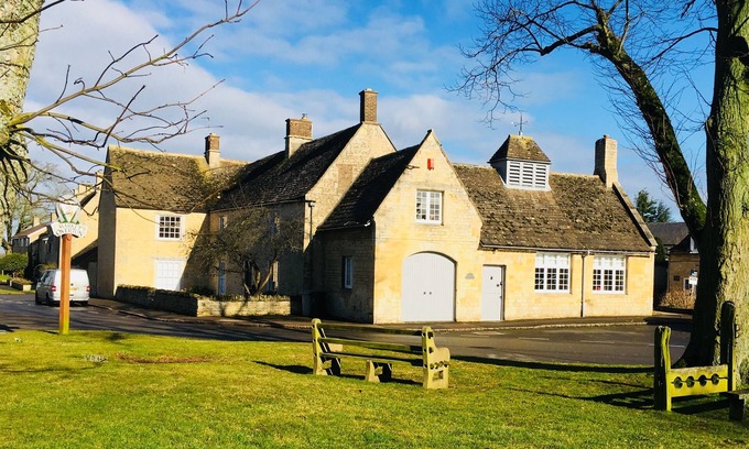 Market Overton House | Multi award winning Rutland village home, sleeps 4.