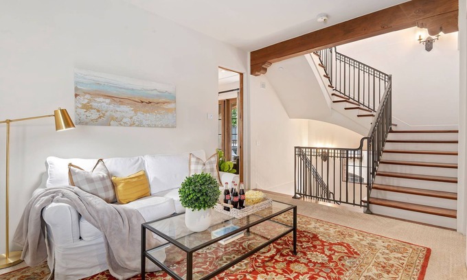 Lower State House | Multi-Level Downtown Luxury Home with Hot Tub!