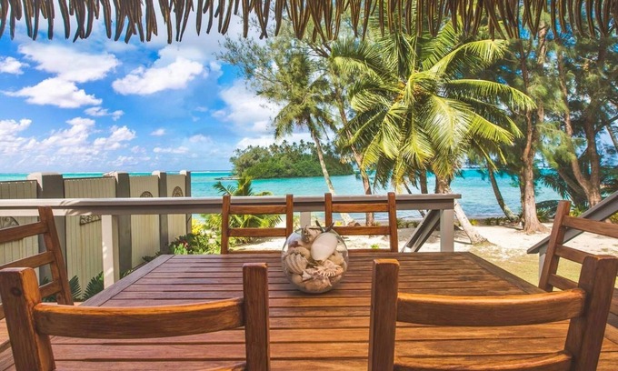 Muri Villa | Muri Lagoon Villa, Private Beach Front 2-Bedroom Villa on the famous Muri Beach