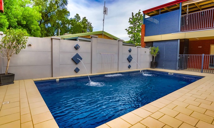 Koondrook Hotel | Murray Waters Motor Inn & Apartments