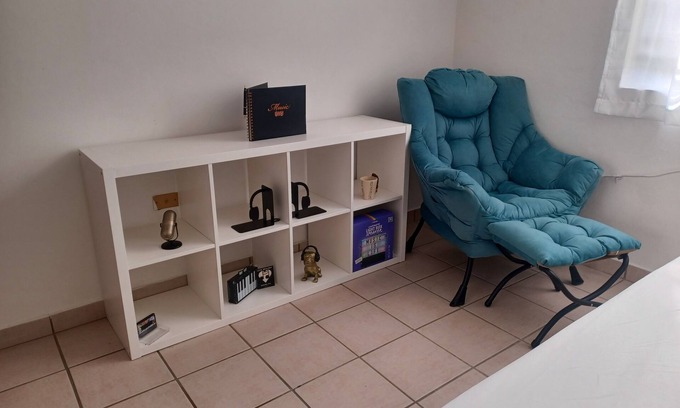 Carolina Apartment | Music Room
