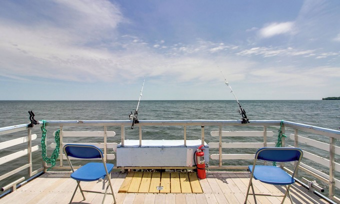 Garrison Cabin | ‘Muskie Cabin’ on Mille Lacs Lake: Boat & Fish!