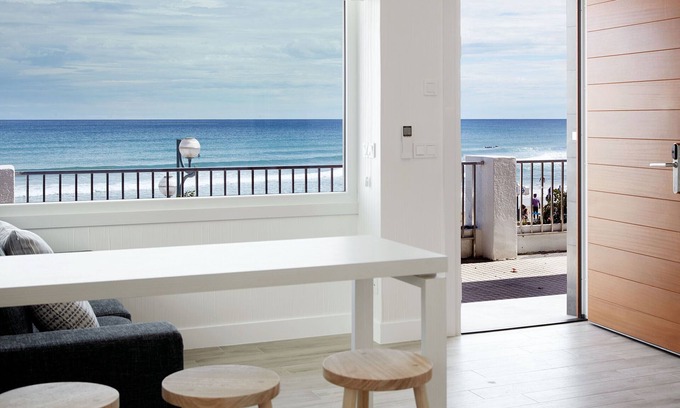 Zarautz Apartment | Mutxio apartment by Egona