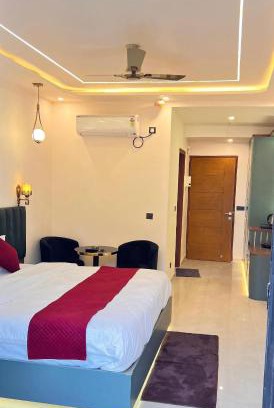 Mohangarh Apartment | My Guest Stay at Omaxe Hazratganj