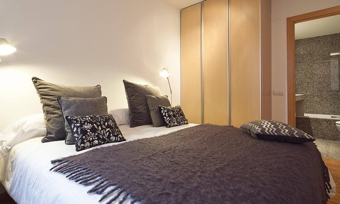 El Putget i Farro Apartment | My Space Barcelona 2 duplex for up to 12 people with access to the terrace