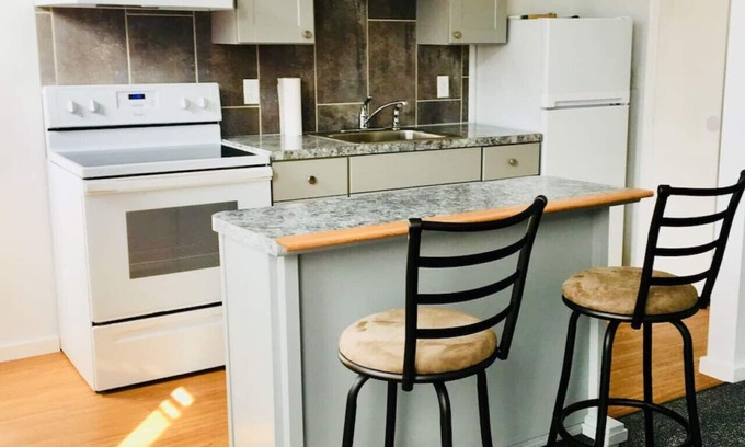 Danville Apartment | My Uncle's Place near Hospital