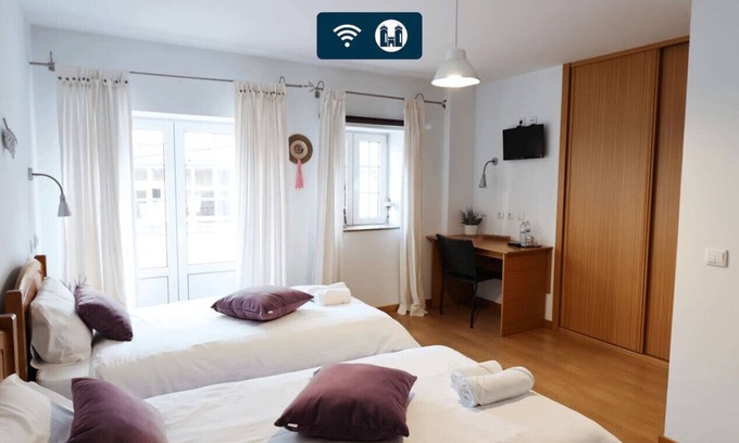 Montalegre e Padroso House | MyStay - Casa Miná | Twin Balcony