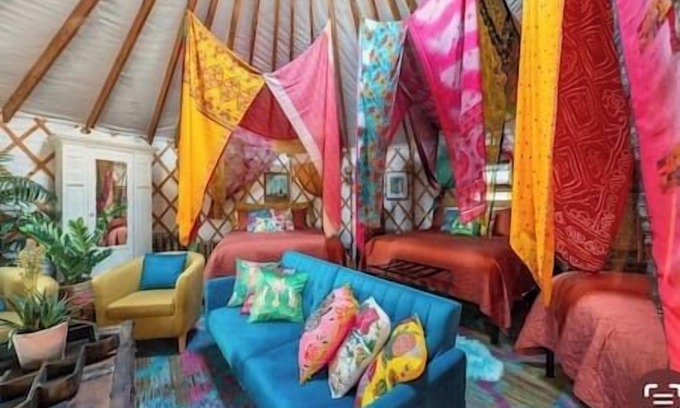 Woodway Apartment | Mystical Moroccan Yurt - Unit #5